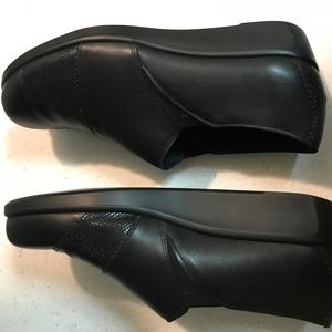 SAS  - NORA SLIP ON LOAFER 9 1/2 M